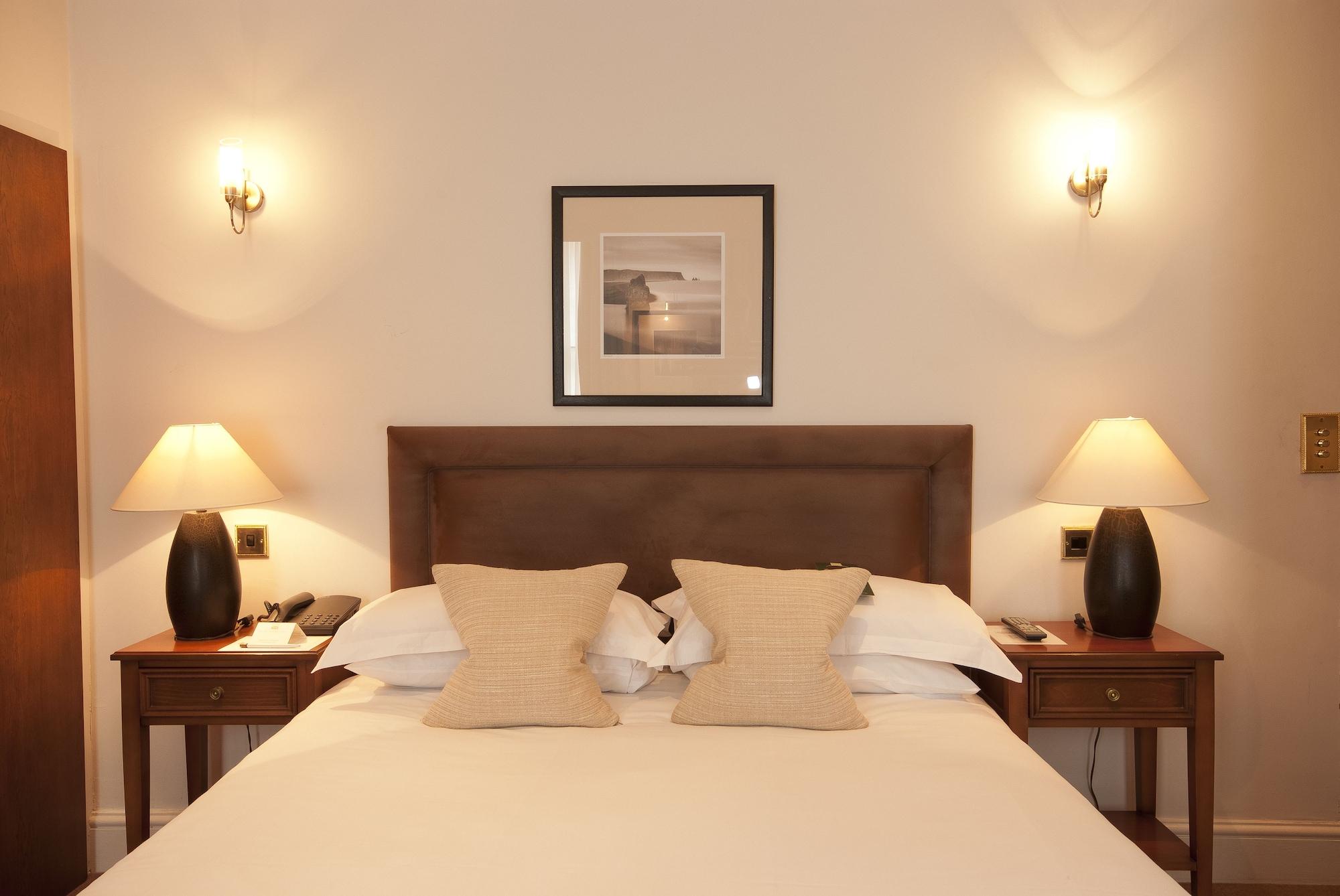 Sir Christopher Wren Hotel Windsor Buitenkant foto