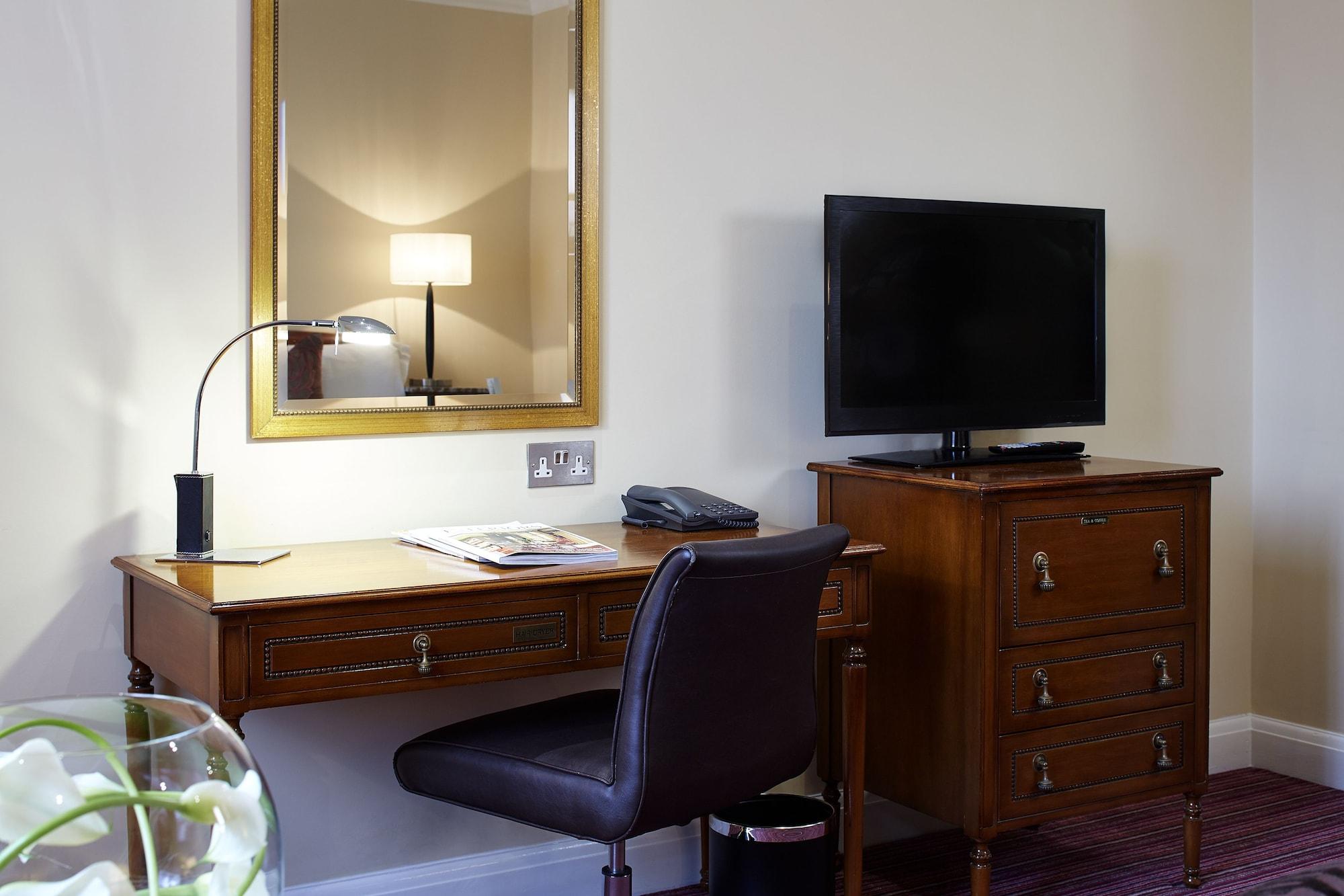 Sir Christopher Wren Hotel Windsor Buitenkant foto