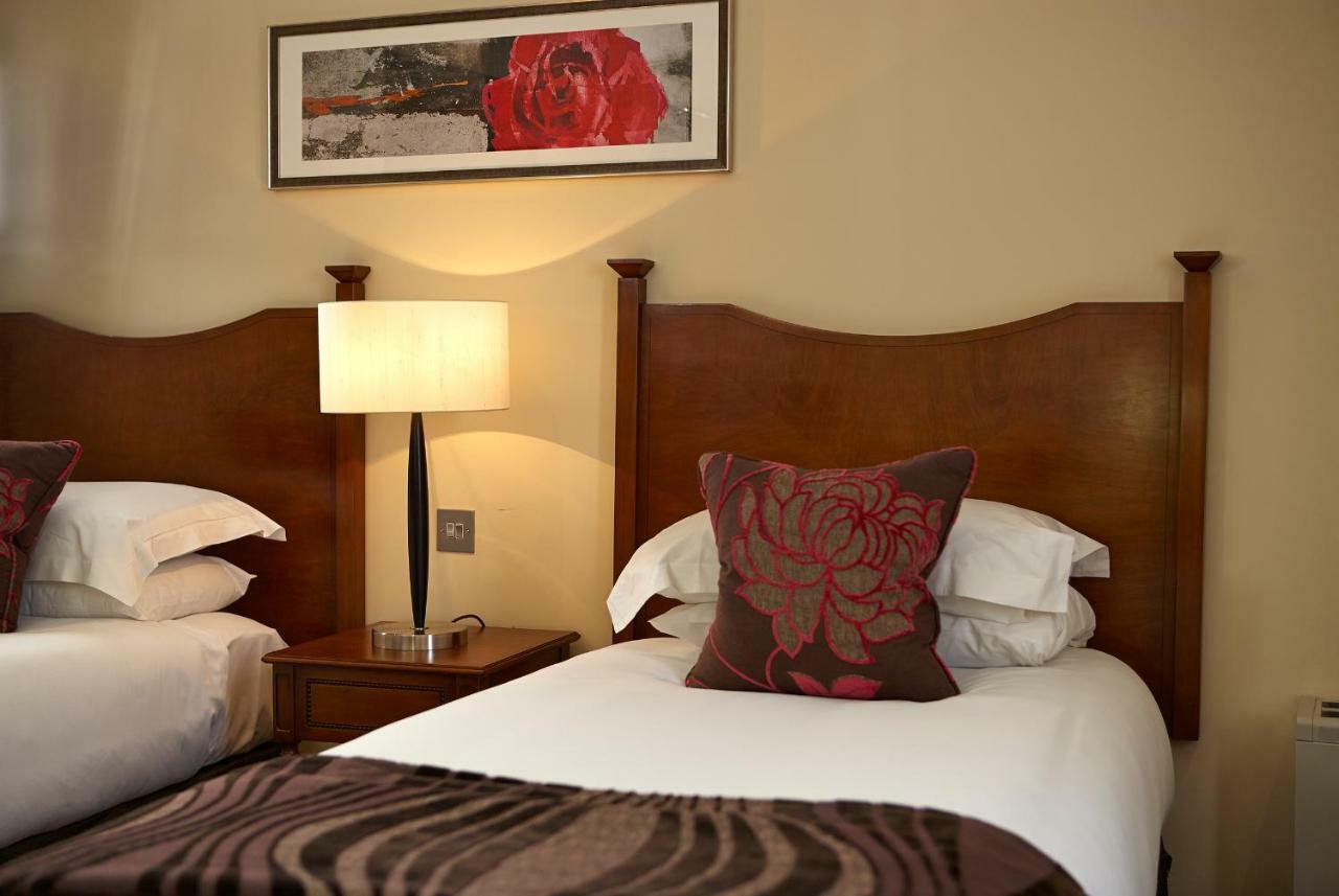 Sir Christopher Wren Hotel Windsor Kamer foto